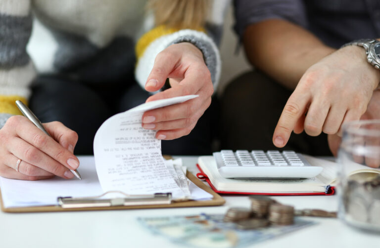 Inflation Heats Up Again as Consumers Keep Spending