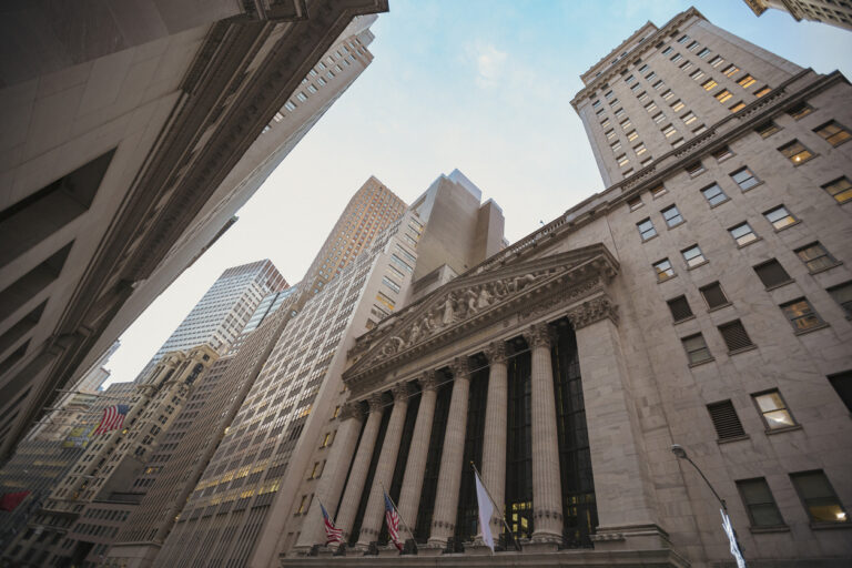 Strong Earnings Meet a Choppier Market